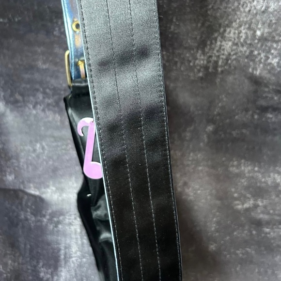 Vintage III Parcel Black & Yellow Electric Guitar Crossbody Shoulder Bag Purse - Picture 9 of 11